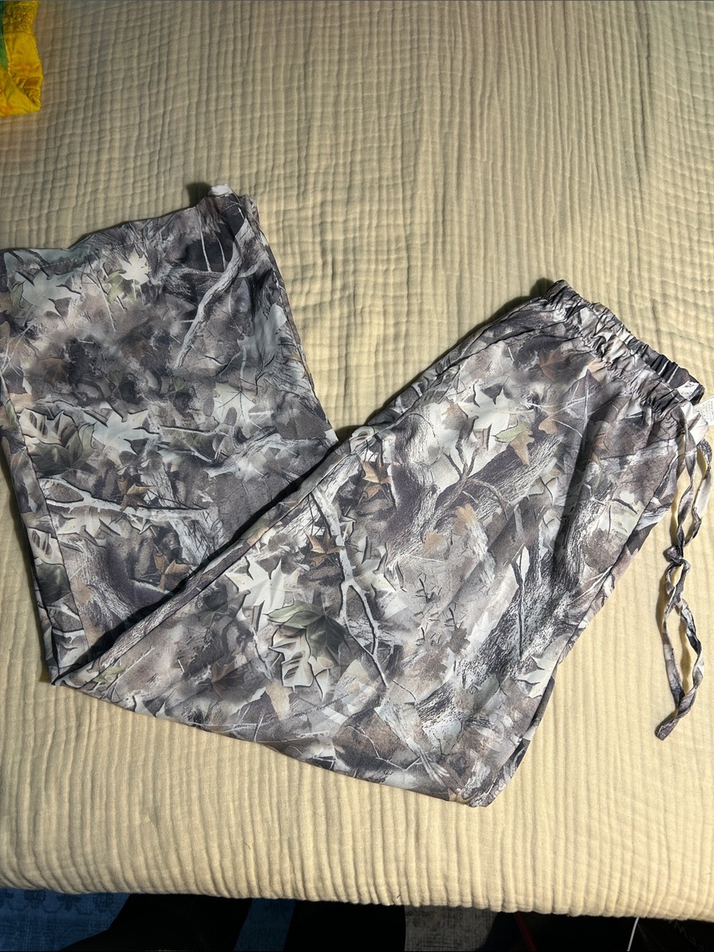 SHEIN Women's Camouflage Prints Pajama Pants in Brown and Green - Picture 6 of 6